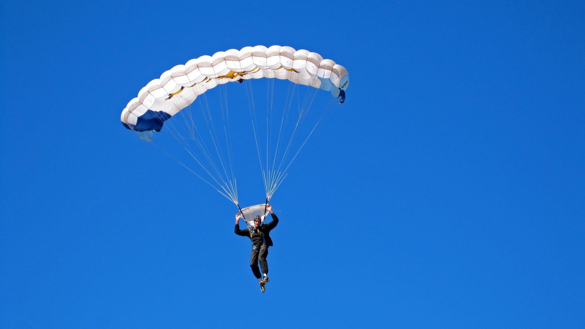 开云网页版登录入口-“怒海争锋：最激烈的战斗场景回顾”，《怒海争锋》