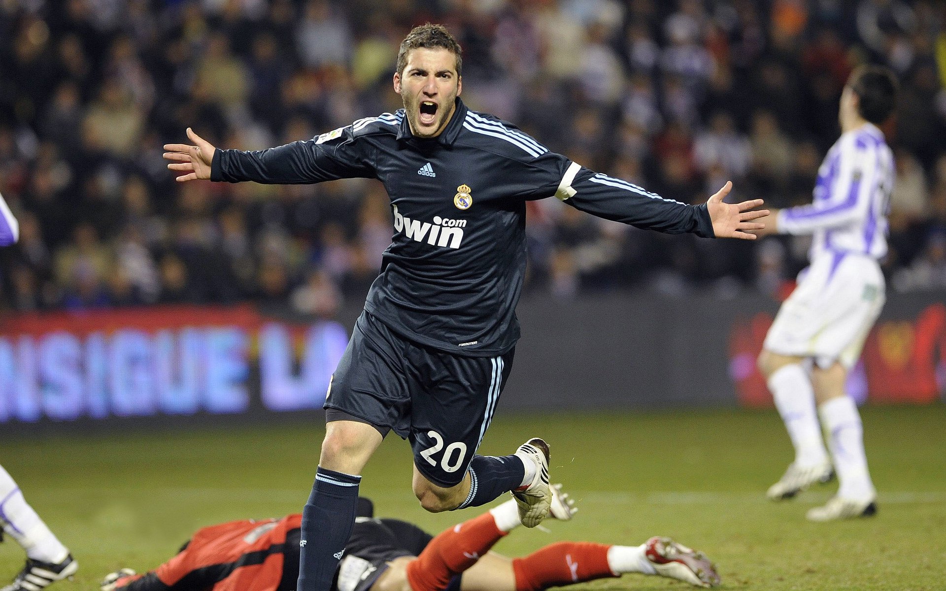 KAIYUNAPP-最具争议的转会交易：背后隐藏的战术布局，转会结果